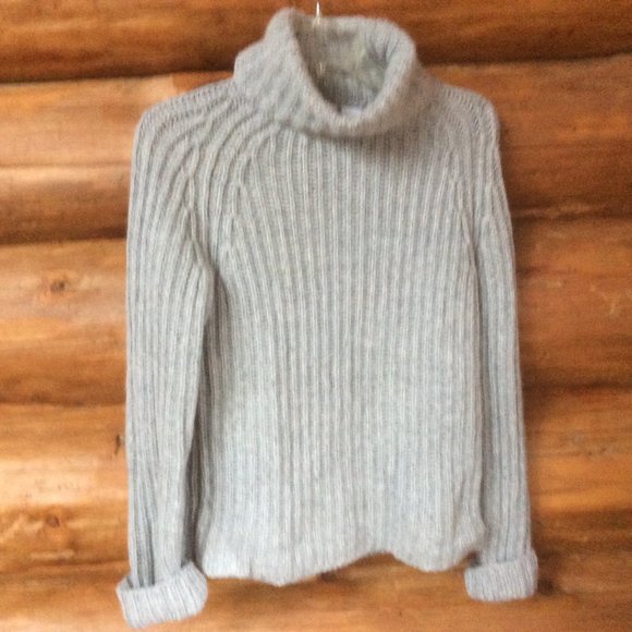 Isaac Mizrahi/Target Gray Thick Knit Wool Blend Turtleneck Sweater Size Small - Picture 1 of 4